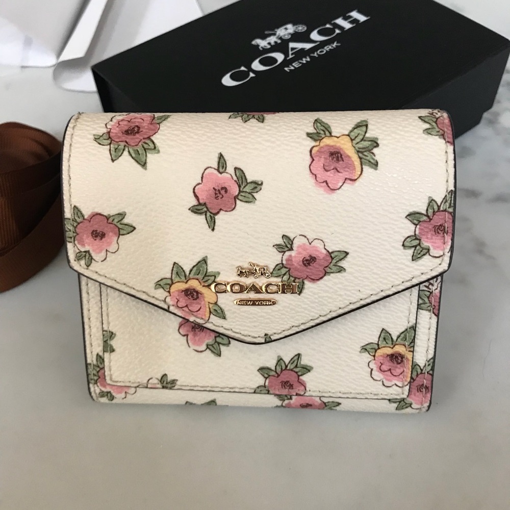 Small White Floral Coach Wallet